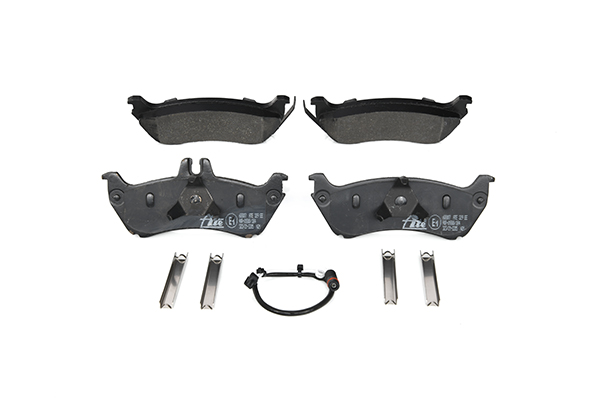 Köp billiga original Bromsbelägg 13.0460-8007.2 jämförbara med A1634200520 OEM nummer på nätet