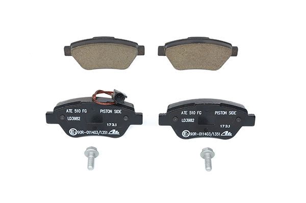 Köp billiga original Bromsbelägg 13.0470-3982.2 jämförbara med 77364588 OEM nummer på nätet