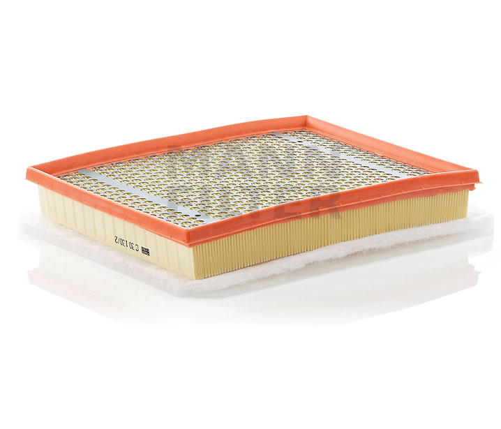 OE Filtru de aer OPEL ASTRA 2022 13271041, 24443113, 55556465 de la MANN-FILTER
