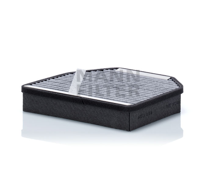 OE MERCEDES-BENZ SLR Interieurfilter 2308300418, 230830041864, A2308300418 van MANN-FILTER - aan spotprijzen